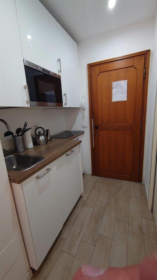 Monolocale In Corso Porta Nuova Apartman Milánó Kültér fotó